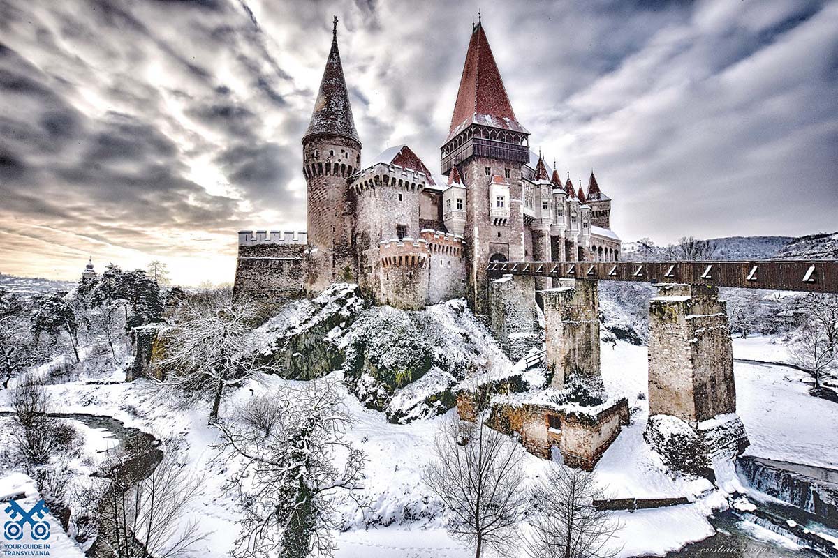 Corvin Castle / Hunedoara in winter